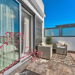 El Duque Private Lux Адехе