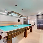 El Duque Private Lux Адехе