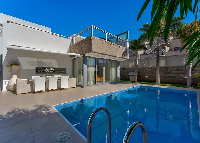 فيلة El Duque Private Lux *