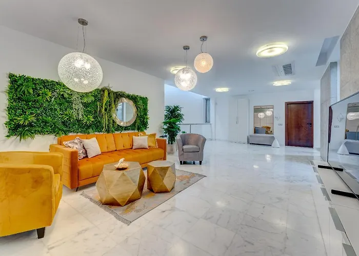 فيلة El Duque Private Lux أذيخي