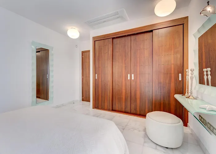 El Duque Private Lux فيلة *