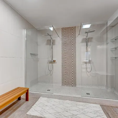 ヴィラ El Duque Private Lux *
