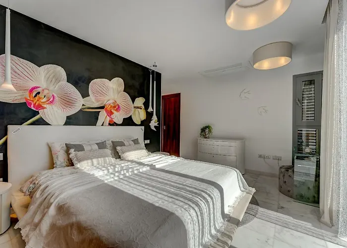 El Duque Private Lux Villa *