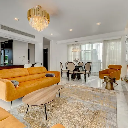 El Duque Private Lux *