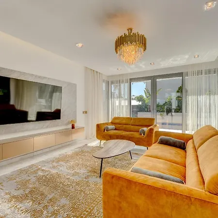 El Duque Private Lux *