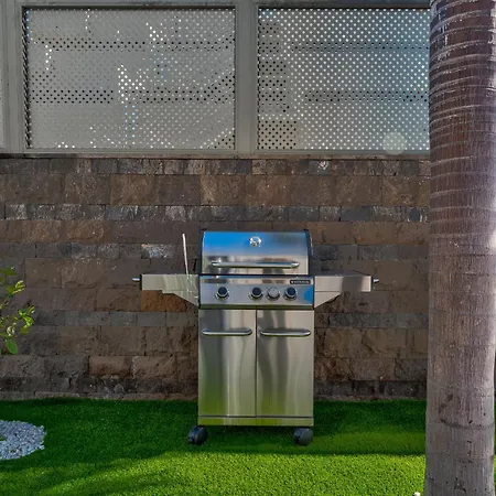 El Duque Private Lux Адехе