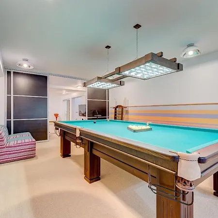 El Duque Private Lux *