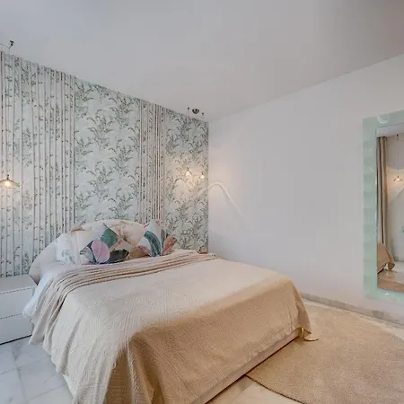 El Duque Private Lux